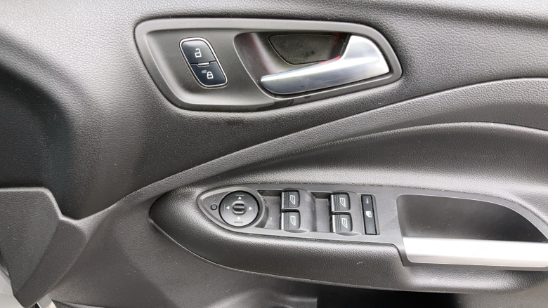 Ford Kuga 1.5 TDCi Titanium 5dr 2WD Diesel Estate